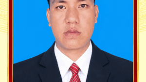 Đồng chí: Lỳ Pó Chừ